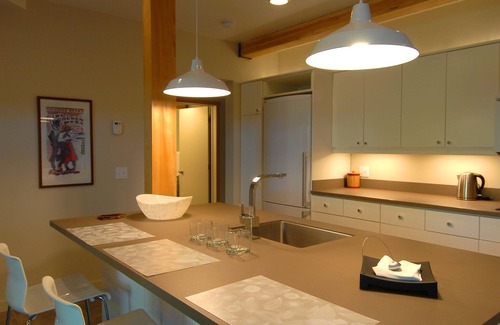 Moscow Apartment | New! Contemporary guest house. Experience the private, peaceful setting.