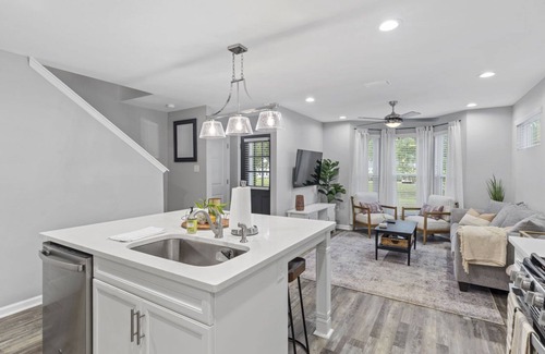 Tallahassee House | New! Cozy and quiet cottage style home; conveniently located