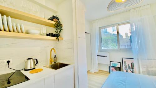 Monte Carlo City Centre Apartment | New Designer Studio next to Casino Square with AC & Internet
