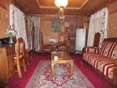 Dal Lake Boat Rental | New Hero Of The Day Group Of House Boat