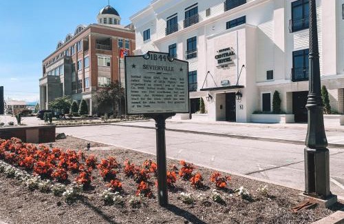 Sevierville Hotel | New Hotel Collection Smoky Mountains