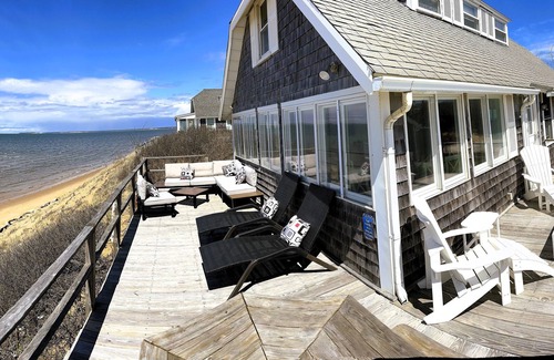 Campground Landing House | New! House&Cottage~Seaside Castaway Compound