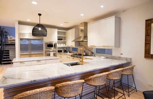 Wicker Park House | New, Mega Dream Home in Wicker Park Bucktown - Sleeps 21