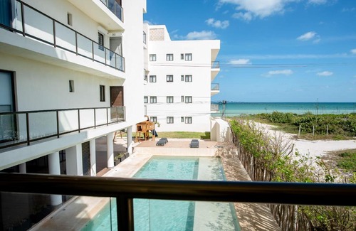 Telchac Puerto House | New Modern 3BR Beachfront Condo in San Benito