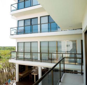 Telchac Puerto House | New Modern 3BR Beachfront Condo in San Benito