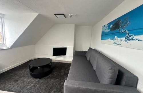 Ravenscourt Park Apartment | NEW One Bedroom Apartment In Chiswick