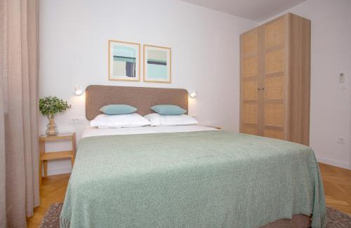 Bacvice Apartment | New Orange Boutique Apartment L