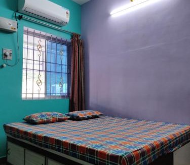 Tiruvannamalai House | New Ramana Maharshi Pvt Guest House