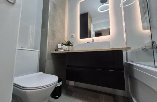 Sector 5 Apartment | New! Skyline Apartments Bucharest Central