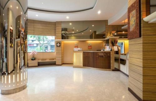 Pom Prap Sattru Phai Resort | New Suanmali Hotel