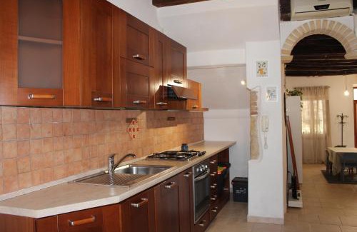 Province of Cagliari Apartment | New Villanova Vibes