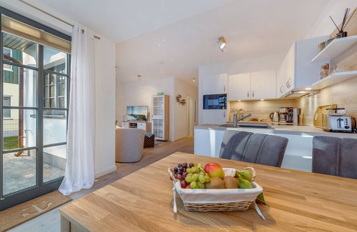 Zingst Apartment | Newly built exclusive vacation apartment with heated cabin