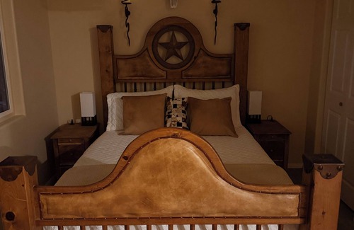 Old Fort Lowell House | Newly Built Beautiful Guest House/Casita