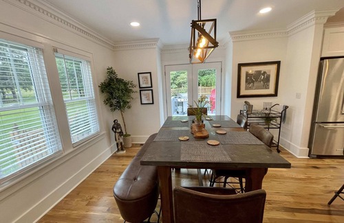 Skaneateles House | Newly renovated 3 bed/2bath pet friendly home. Walking distance of village!