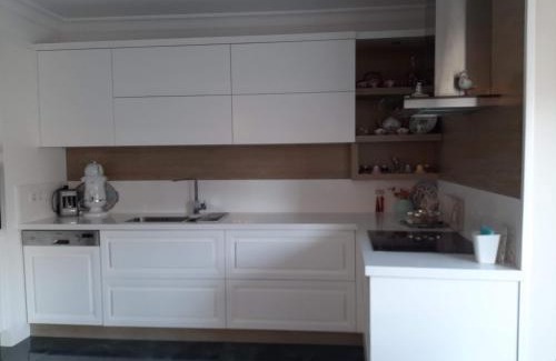 Alsancak Apartment | Newly Renovated Apartment in Kordon