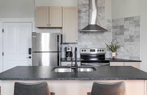Church Hill Apartment | Newly Renovated, Spacious Suite with Every Luxury