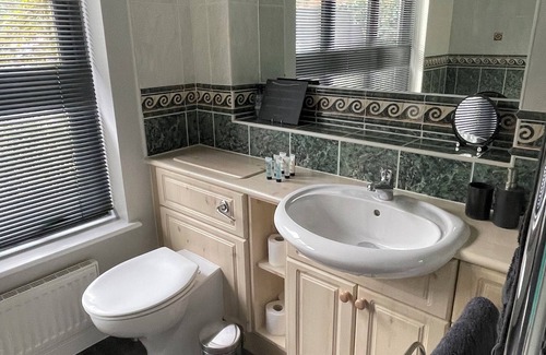 Newmarket Apartment | Newmarket, Quiet, Secluded, Private Guest Suite with own entrance.