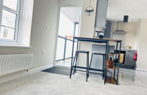 Newmarket Apartment | Newmarket - Suffolk Flat with Garden EV