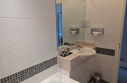 Newton Solney Hotel | Newton Country Hotel Burton Upon Trent