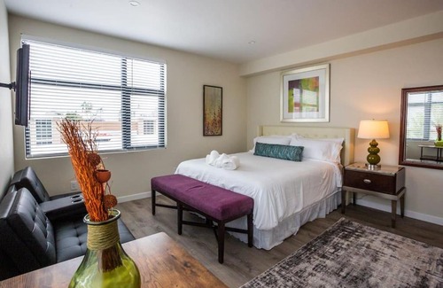 Bankers Hill Hotel | Next to San Diego Downtown - Cali King Size Studio