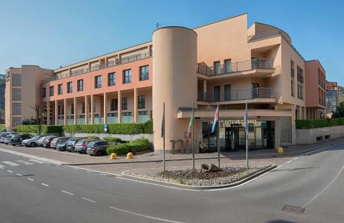 Lecco Hotel | NH Lecco Pontevecchio