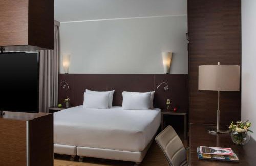 Savona Hotel | NH Savona Darsena