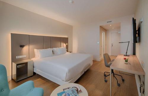 Blagnac Hotel | NH Toulouse Airport