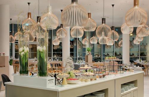 Blagnac Hotel | NH Toulouse Airport