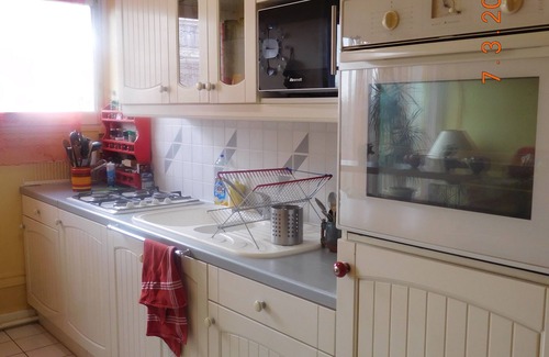 Epinay-sous-Senart Apartment | Nice 53m² apartment near the forest, the river and the RER station.