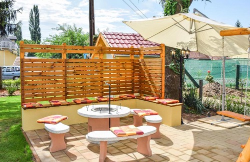 Abrahamhegy Apartment | Nice apartment in Abrahámhegy w/ 2 Bedrooms