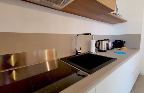 Laureto Villa | Nice apartment in villa for 4 people with hot tub, WIFI, A/C, TV and veranda, close to Alberobello