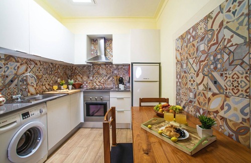 Mem Moniz House | Nice apartment in villa for 3 people with pool, WIFI, A/C, TV and terrace