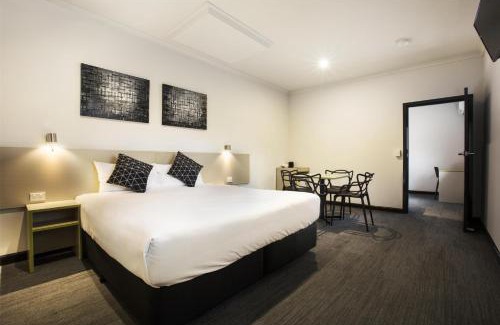 St. Albans Hotel | Nightcap at St Albans Hotel