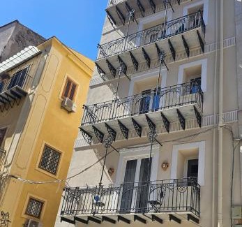 Castellammare Vucciria Apartment | Nika Palermo Holiday House