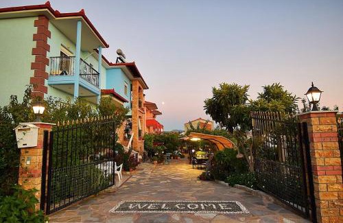 Nikita House | Nikiti Spathies Resort - Ground Apartment at Nikiti Village