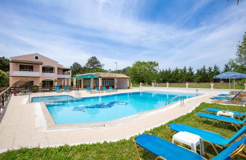 Sidari Hotel | Nikos Pool Apartments - Ground Floor