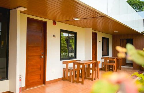 Santiago City Hotel | Nine Rise Travellers Inn