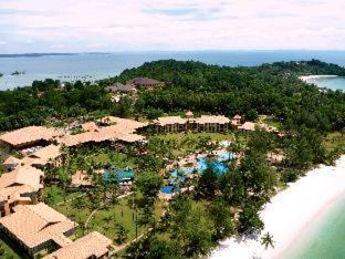 Lagoi Resort | Nirwana Resort Hotel