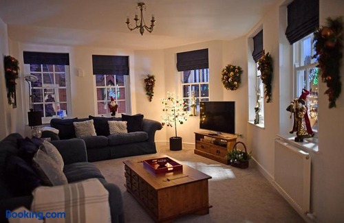 City Centre Apartment | No 3 Central Chambers