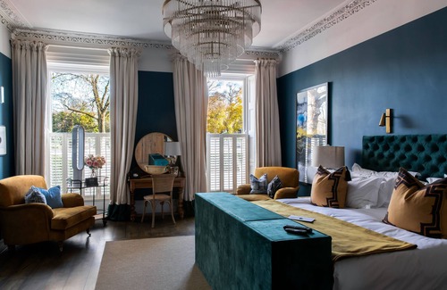 Cheltenham Bed & Breakfast | No 38 The Park