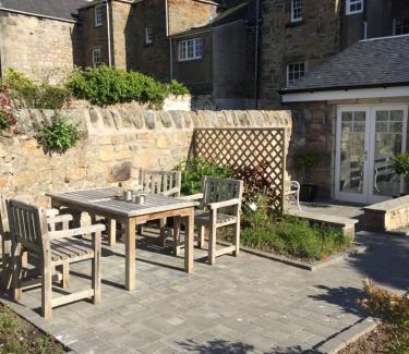 St. Andrews House | No 5 Pilmour