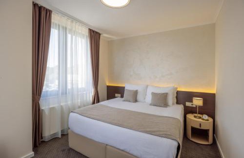 Novi Beograd Hotel | Nobel West Hotel