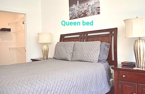 NoDa Apartment | NoDa Davidson street & 36th street walk to street venues & 5 mins to uptown!