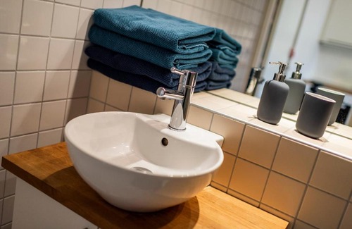 Oslo City Centre Apartment | Nordic Host - Prinsens Gate 8 City Center High End Studio
