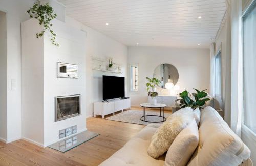Rovaniemi Villa | Nordic Magical Getaway