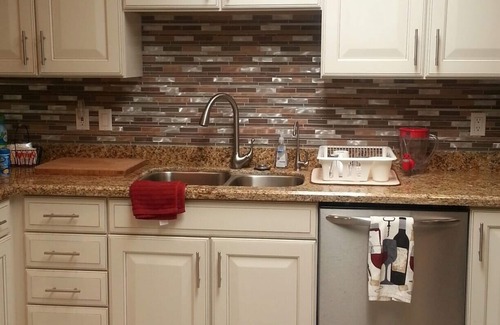 Pepper Ridge House | North Central Phoenix - Two Master Stes. 1500 Sf Newly Remodeled, Peaceful!