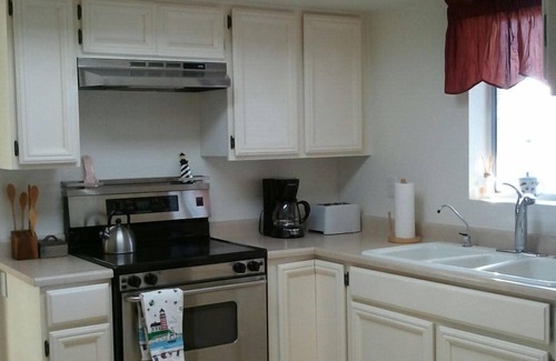 Hillcrest IX House | North Phoenix-Moon Valley 1800 Sq Ft Patio Home
