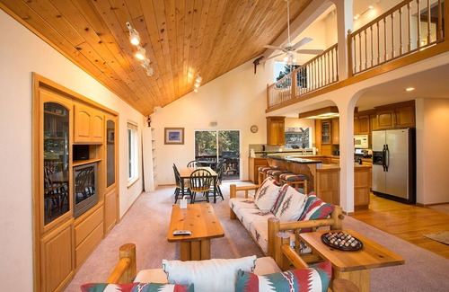 Kings Beach House | North Shore Lake Tahoe - Near Ski Resort and Beach