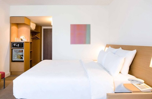 Rangierbahnhof-Siedlung Hotel | Novotel Nuernberg Messezentrum
