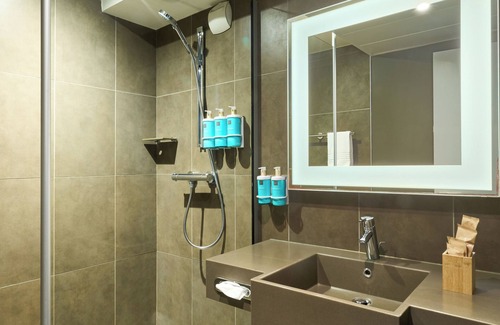 Gambetta Hotel | Novotel Paris La Défense Esplanade